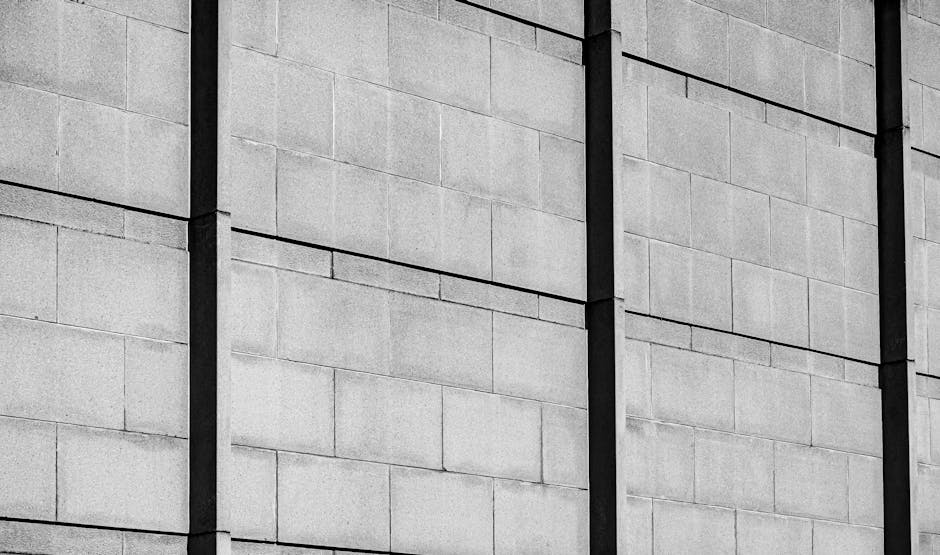 Surowy beton architektoniczny na ścianę – jak uniknąć błędów montażowych?